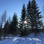Privatunterkunft Aziza *