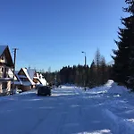 Aziza Privatunterkunft *
