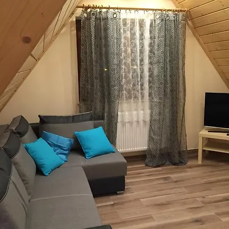 Aziza Privatunterkunft *