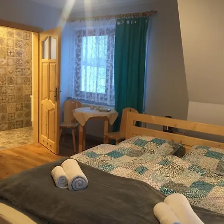 Ubytování v soukromí Aziza *